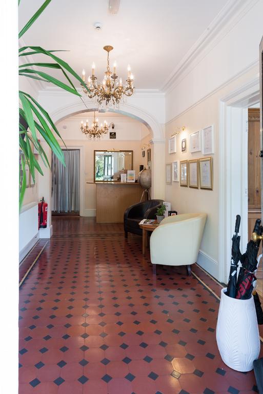 Downsview Hotel Ashford  Bagian luar foto