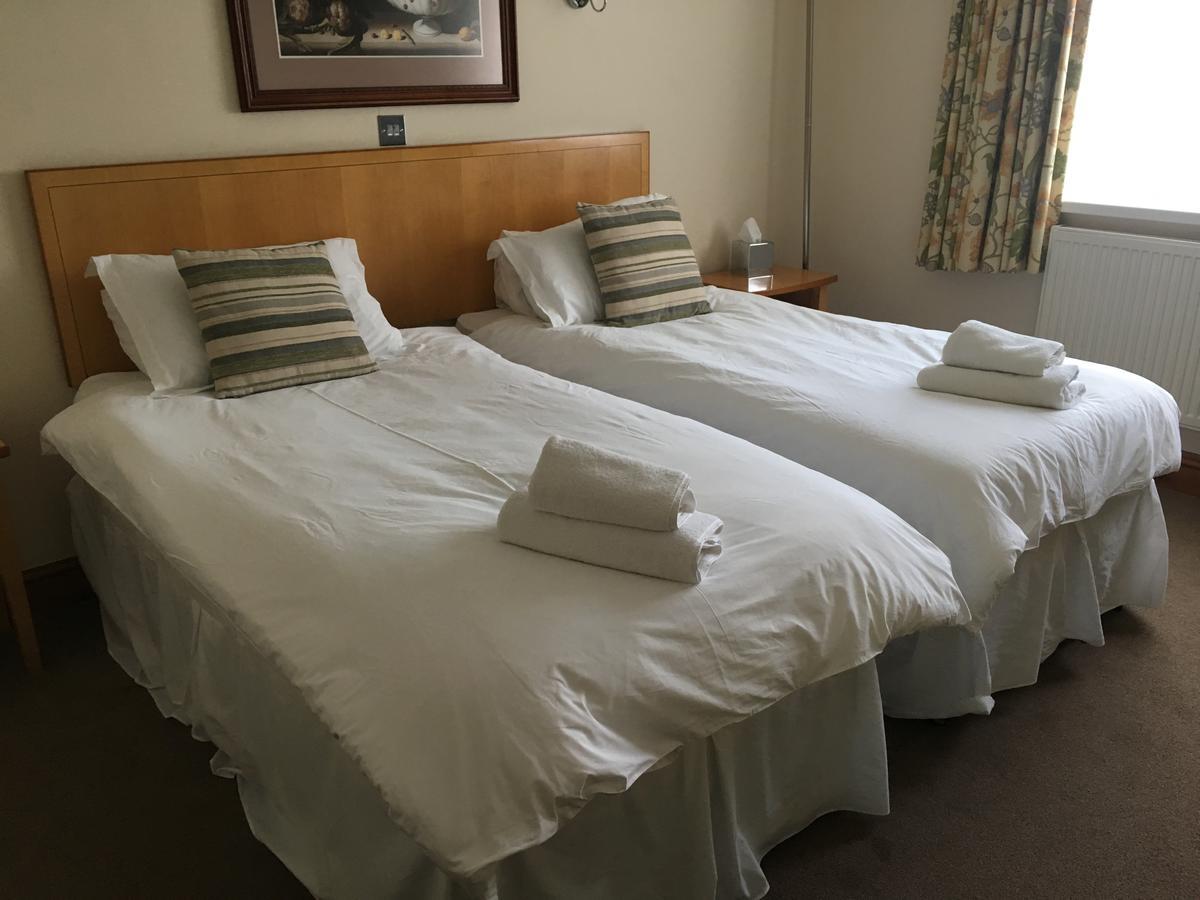 Downsview Hotel Ashford  Bagian luar foto