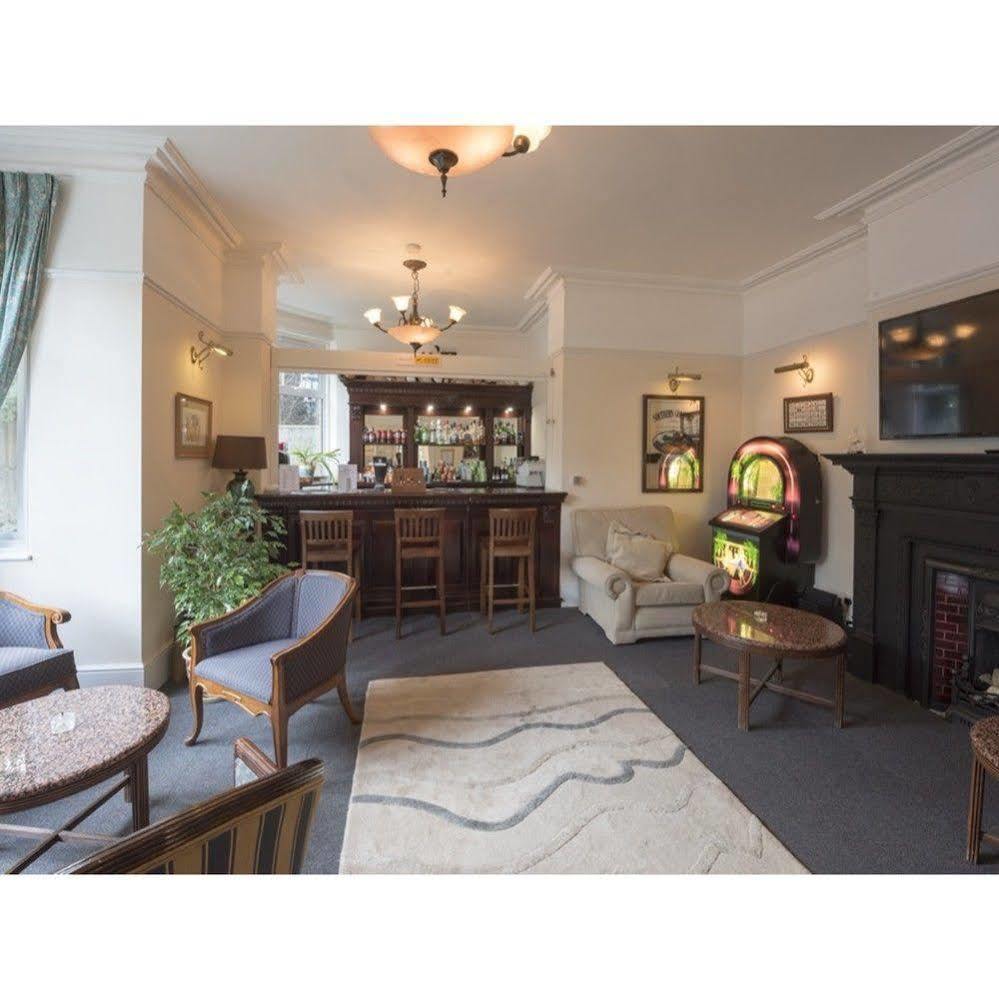 Downsview Hotel Ashford  Bagian luar foto